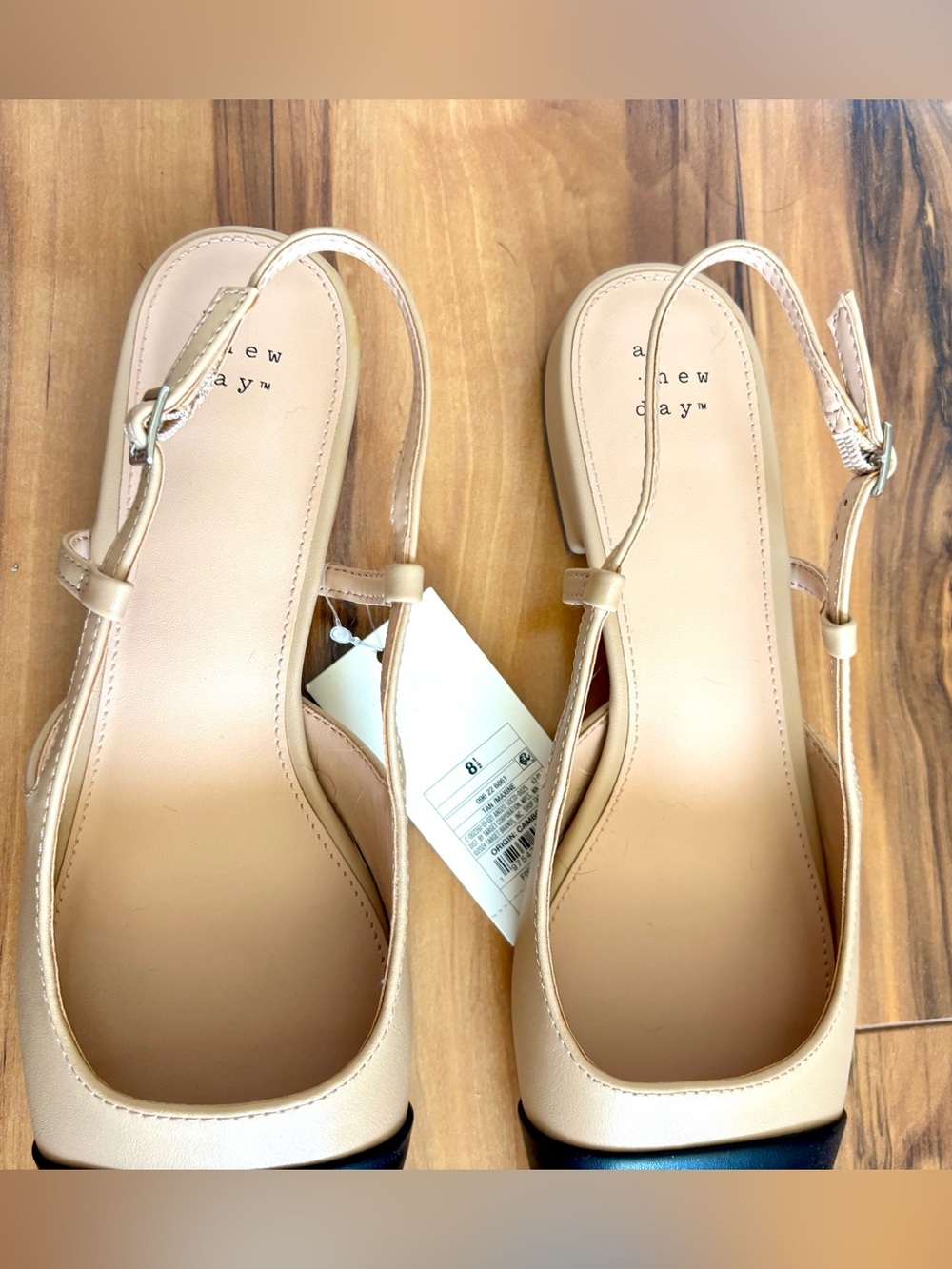 A New Day Two-Tone Beige and Black Cap-Toe Slingback Ballet Flats size 8.5 - Picture 3 of 6
